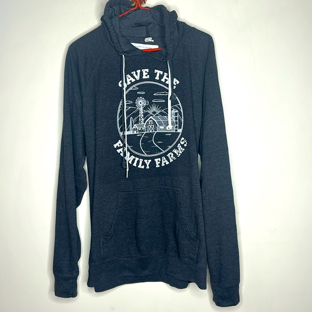 Patricia Soule | Gray Oversized Hooded Sweatshirt | Save The family Farms UNITE